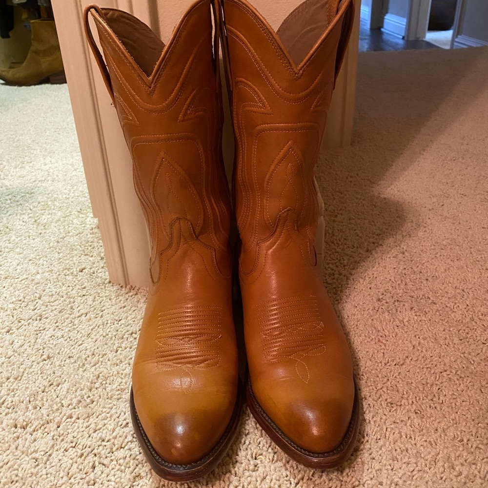 Discontinued Tecovas Jamie in Desert